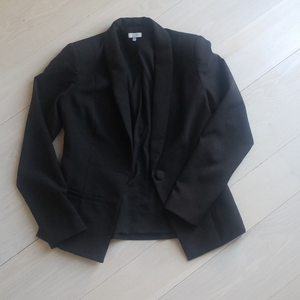 Tobi Blazer
